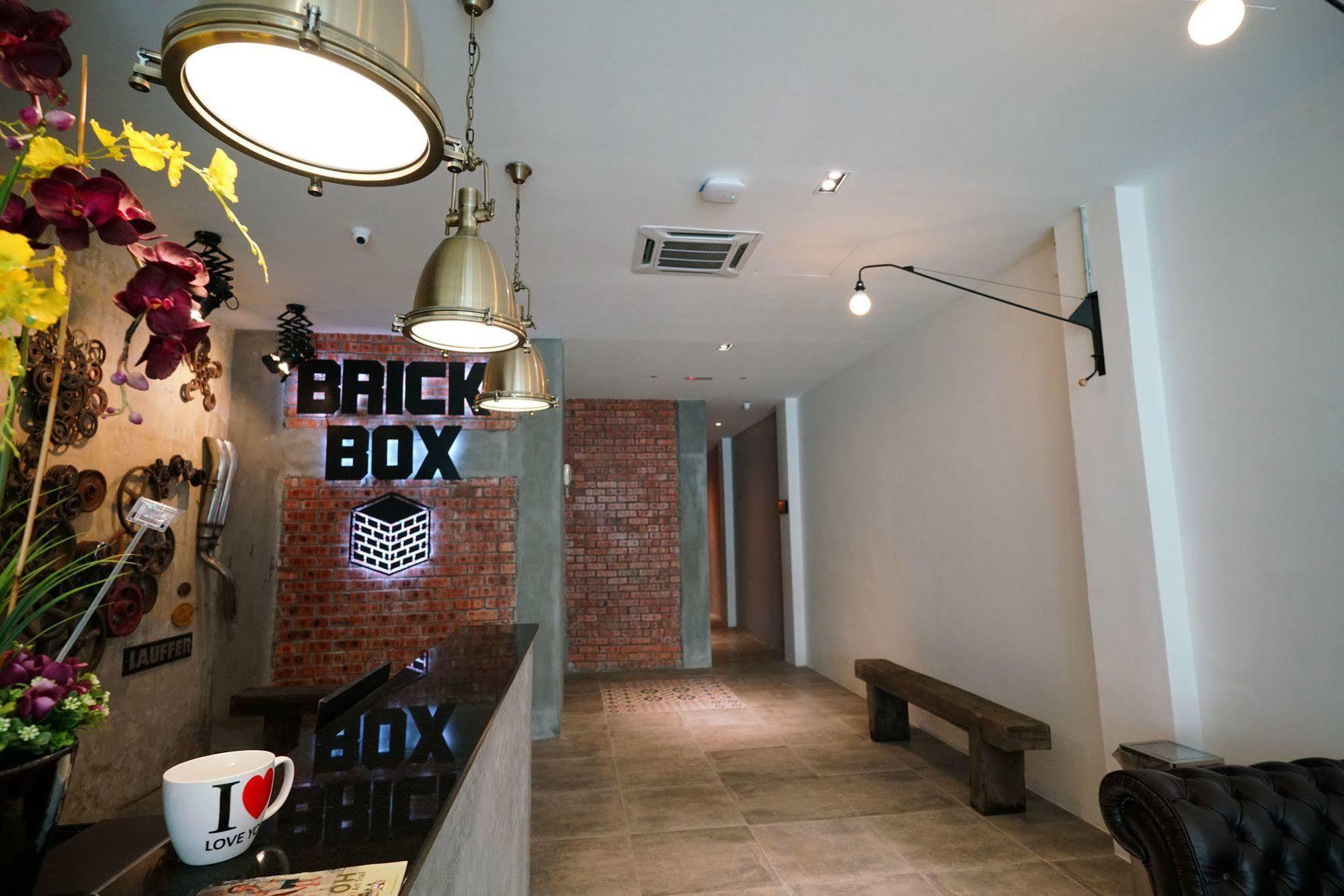 Brick Box Hotel @ Oldtown Ipoh Exteriör bild